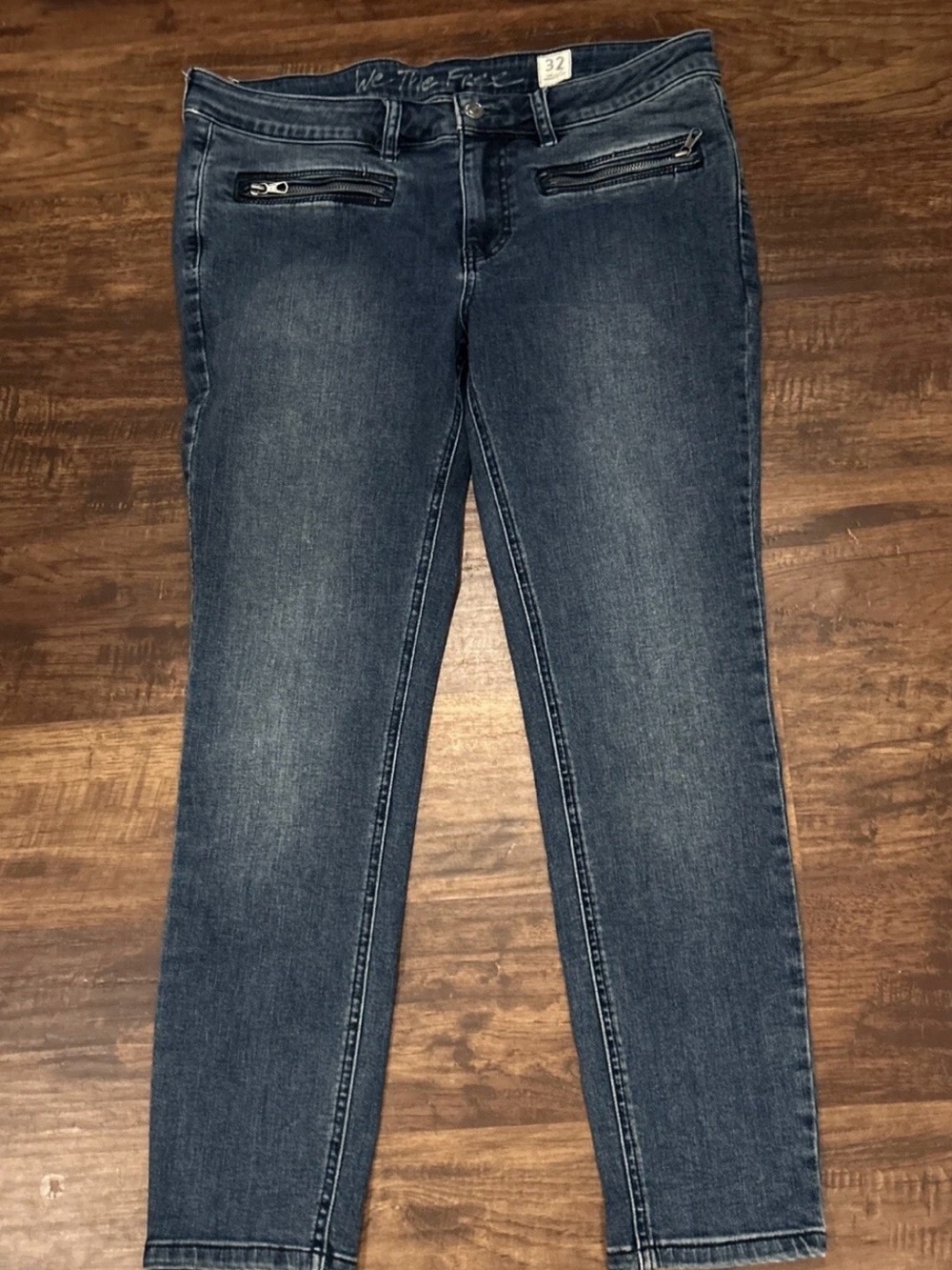 We The Free Jet Pocket z zip Low Rise Skinny Jeans in Dark Blue Wash Size 32